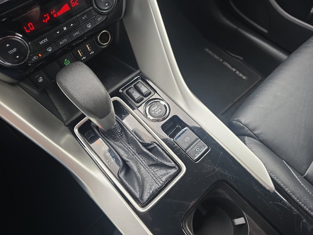 2025 Mitsubishi Eclipse Cross SE
