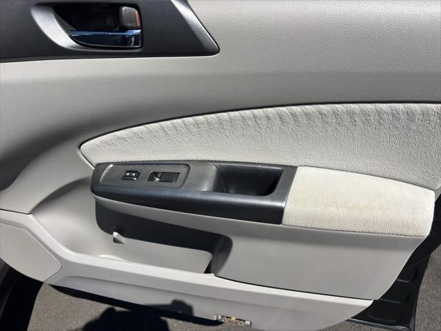 2013 Subaru Forester 2.5X Limited