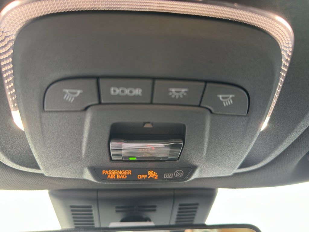 2025 Toyota Crown Signia XLE