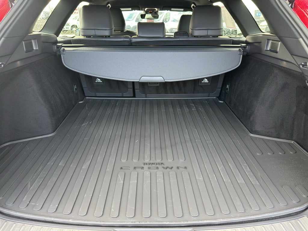 2025 Toyota Crown Signia XLE