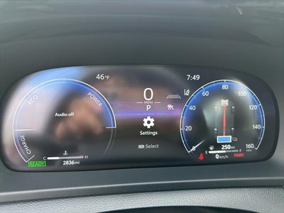 2025 Toyota Crown Signia XLE