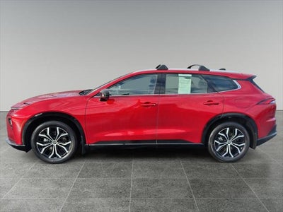 2025 Toyota Crown Signia XLE