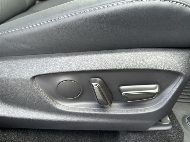 2025 Toyota Crown Signia XLE