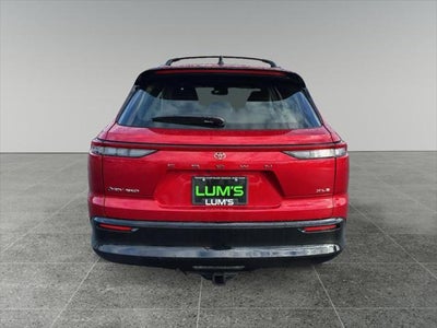 2025 Toyota Crown Signia XLE