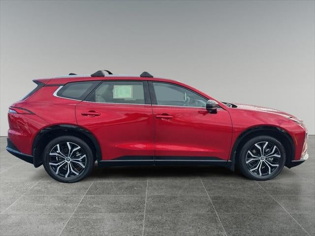 2025 Toyota Crown Signia XLE