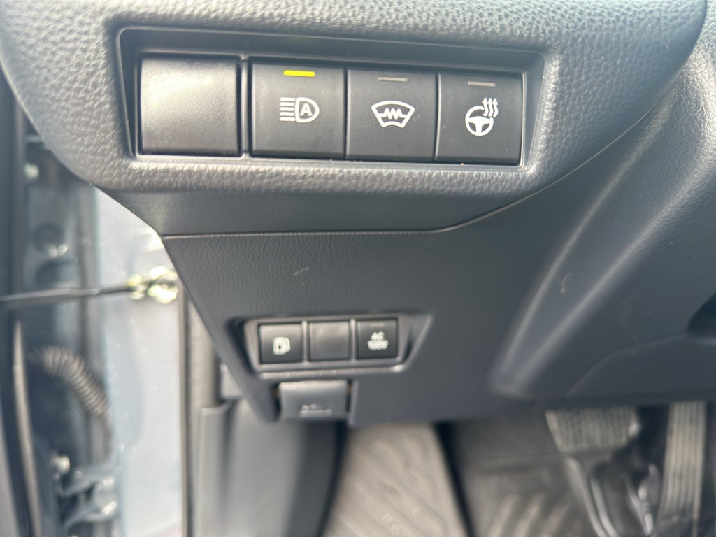 2025 Toyota Prius Prime SE