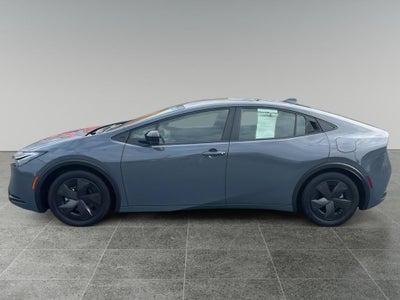 2025 Toyota Prius Prime SE