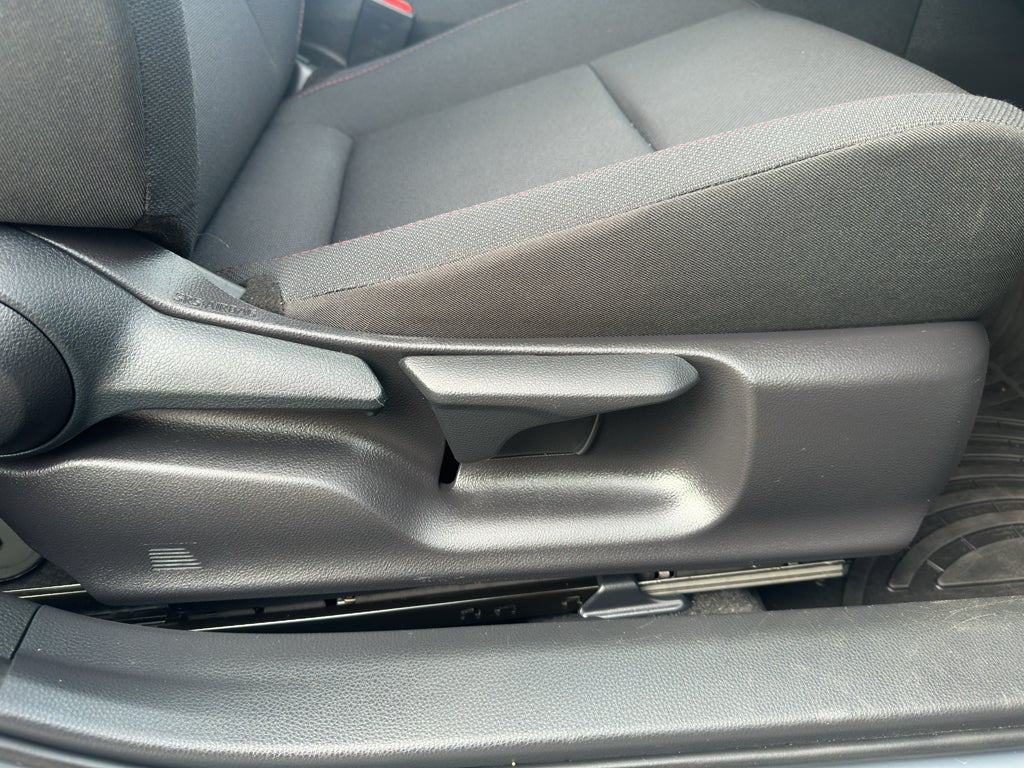 2025 Toyota Prius Prime SE