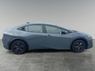2025 Toyota Prius Prime SE