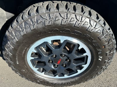 2025 Toyota 4Runner TRD Off Road Premium