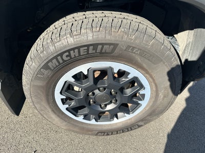 2025 Toyota 4Runner Hybrid Hybrid TRD Off Road