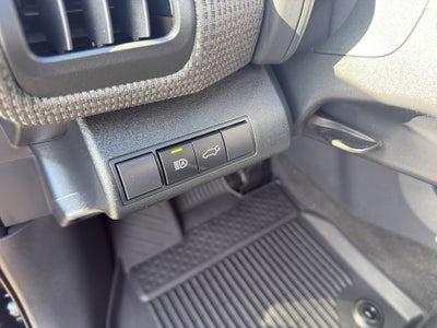 2025 Toyota bZ4X XLE