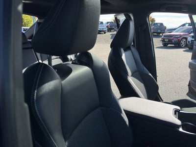 2025 Toyota bZ4X XLE