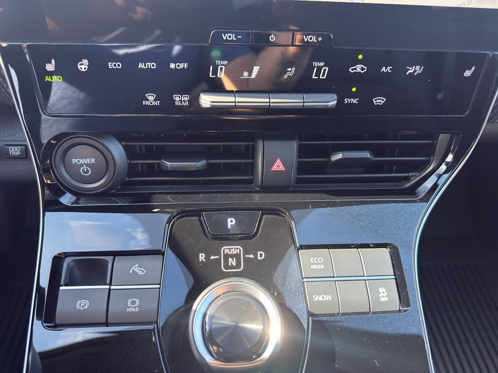 2025 Toyota bZ4X XLE