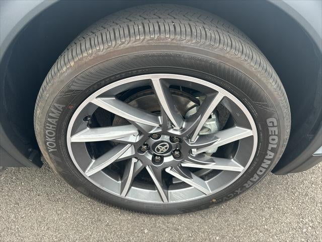 2026 Toyota C-HR XSE