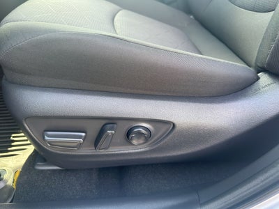 2025 Toyota RAV4 Hybrid Hybrid XLE