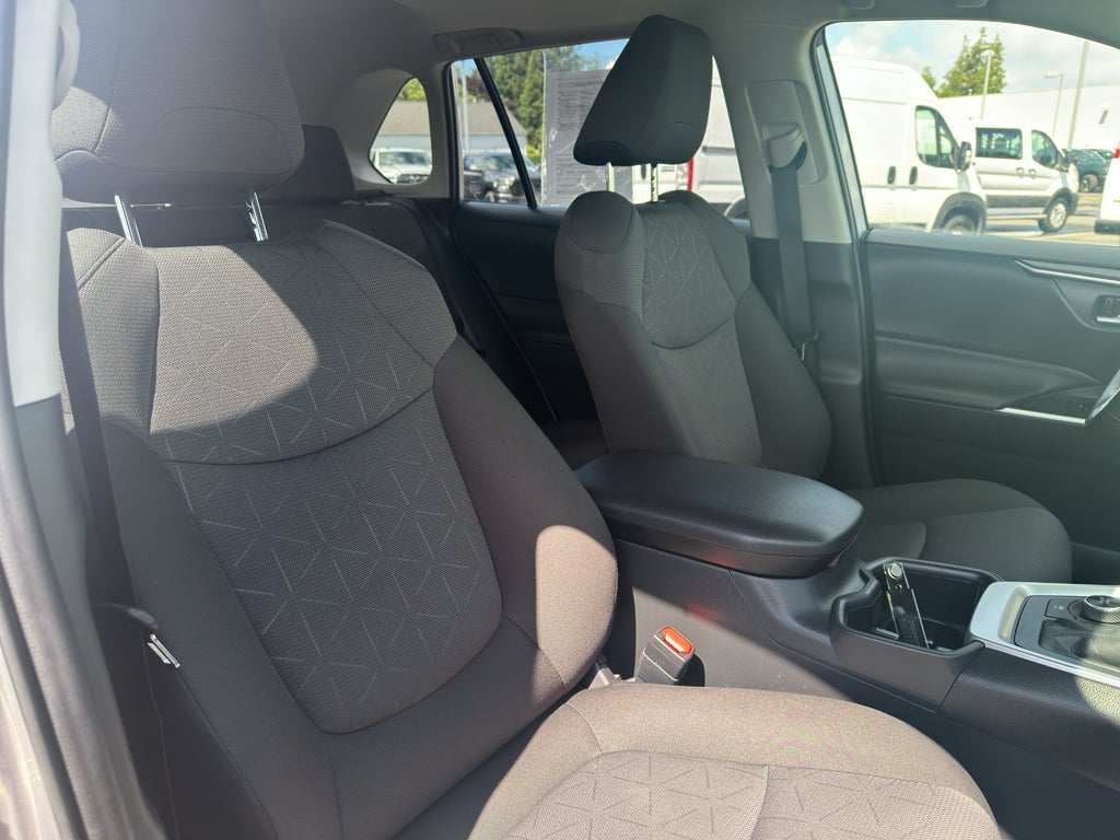 2025 Toyota RAV4 Hybrid Hybrid XLE