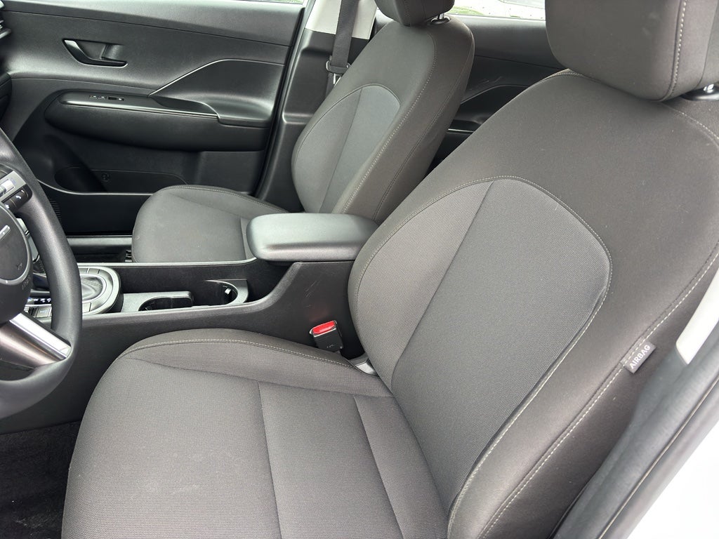 2024 Hyundai Kona SE