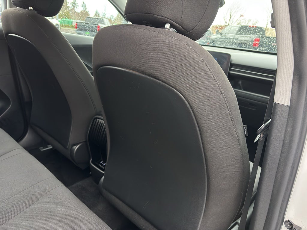 2024 Hyundai Kona SE