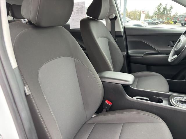 2024 Hyundai Kona SE