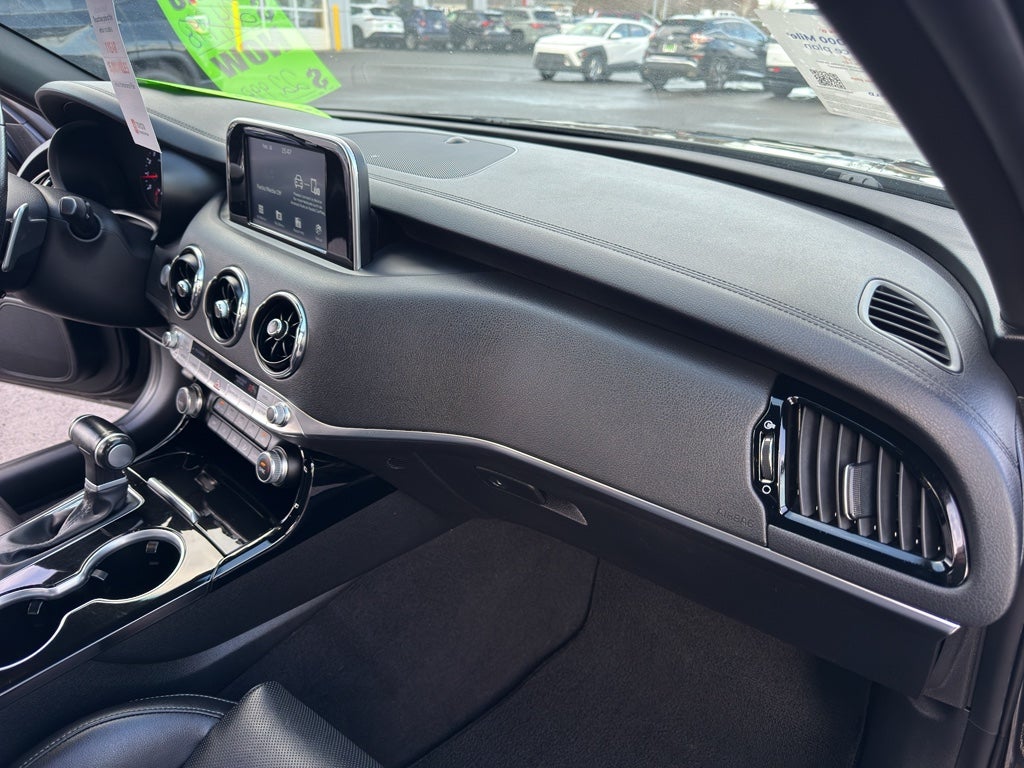 2021 Kia Stinger GT-Line