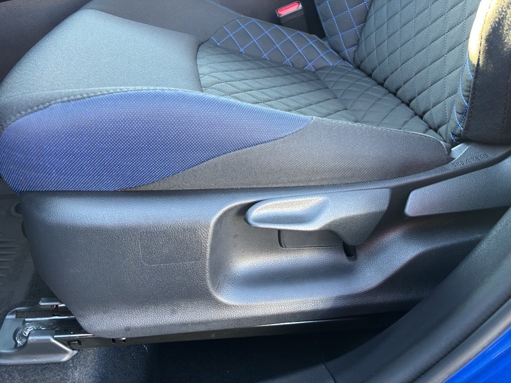 2022 Toyota C-HR XLE