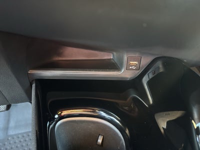 2022 Toyota C-HR XLE