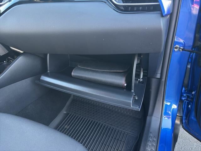 2022 Toyota C-HR XLE