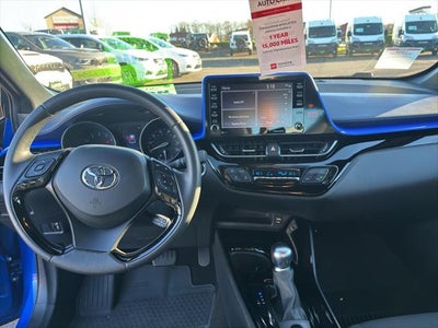 2022 Toyota C-HR XLE
