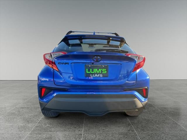 2022 Toyota C-HR XLE