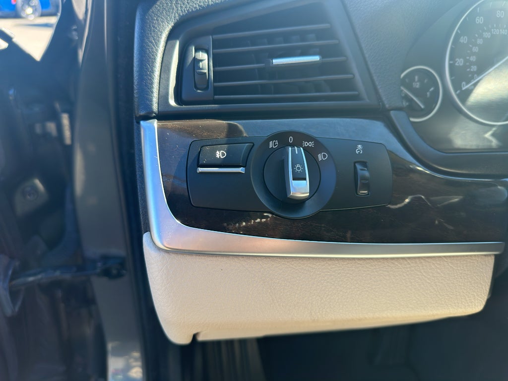 2016 BMW 5 series 528i