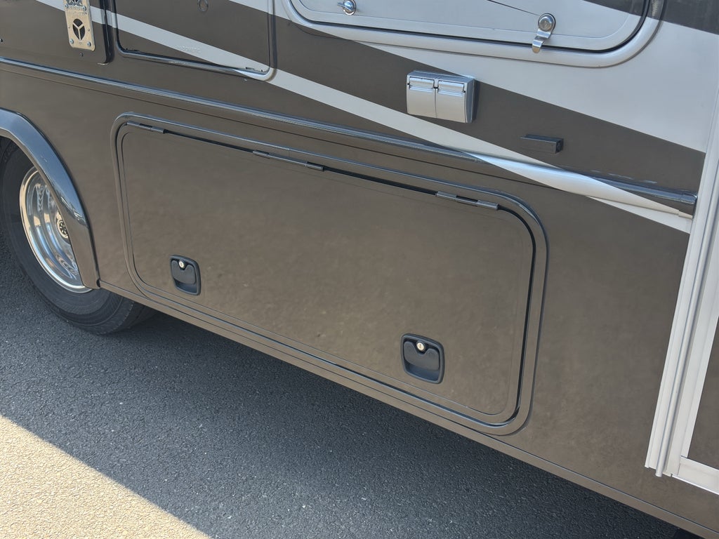 2019 Mercedes-Benz Sprinter 3500/4500 2021 Forest River 2401B RV