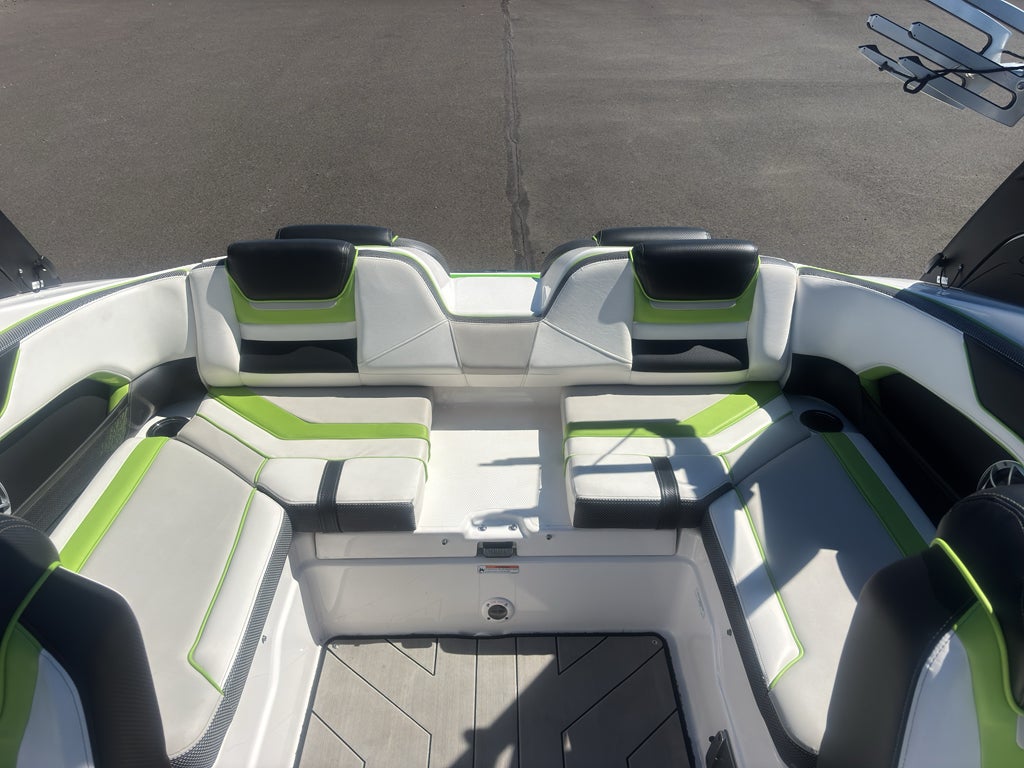 2022 Yamaha 212XD Base