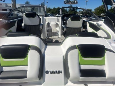 2022 Yamaha 212XD Base