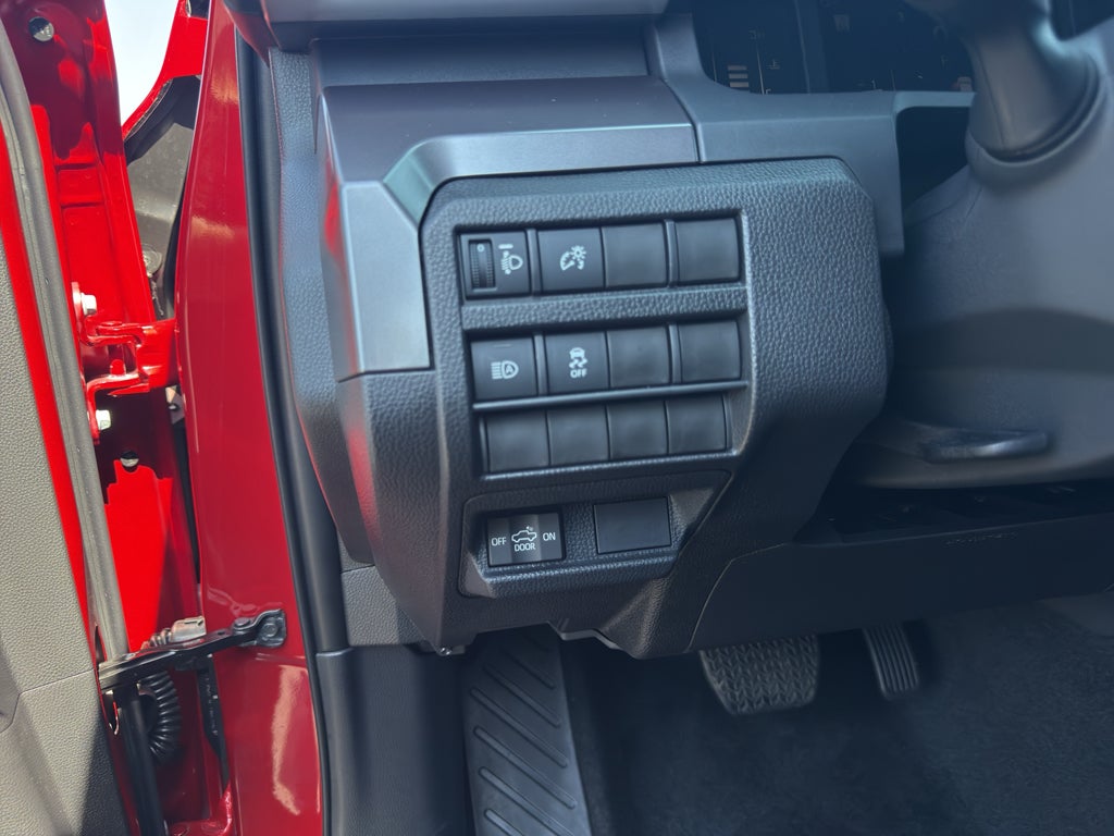 2026 Toyota Tacoma SR5 - Photo 11