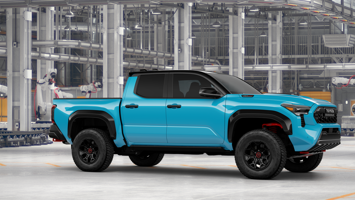 2026 Toyota Tacoma i-FORCE MAX TRD Pro Hybrid