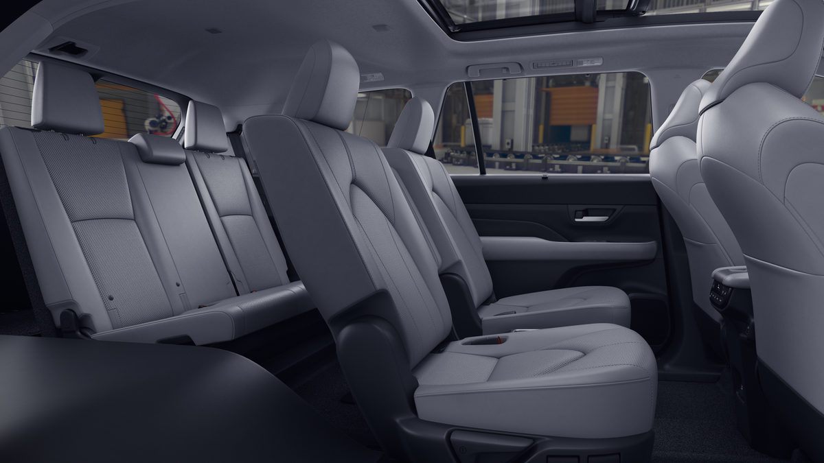 2026 Toyota Grand Highlander Base