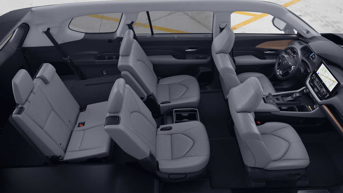 2026 Toyota Grand Highlander Hybrid Base