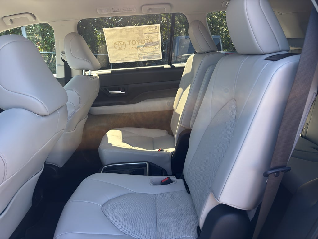 2026 Toyota Grand Highlander Hybrid Hybrid XLE