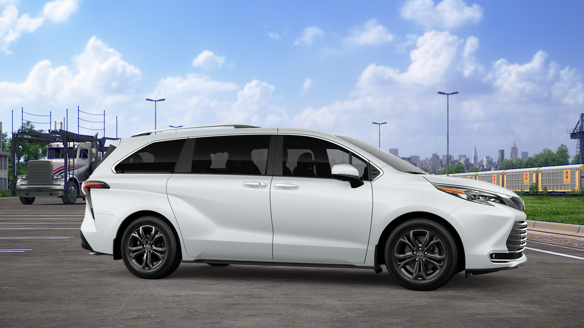 2026 Toyota Sienna Base
