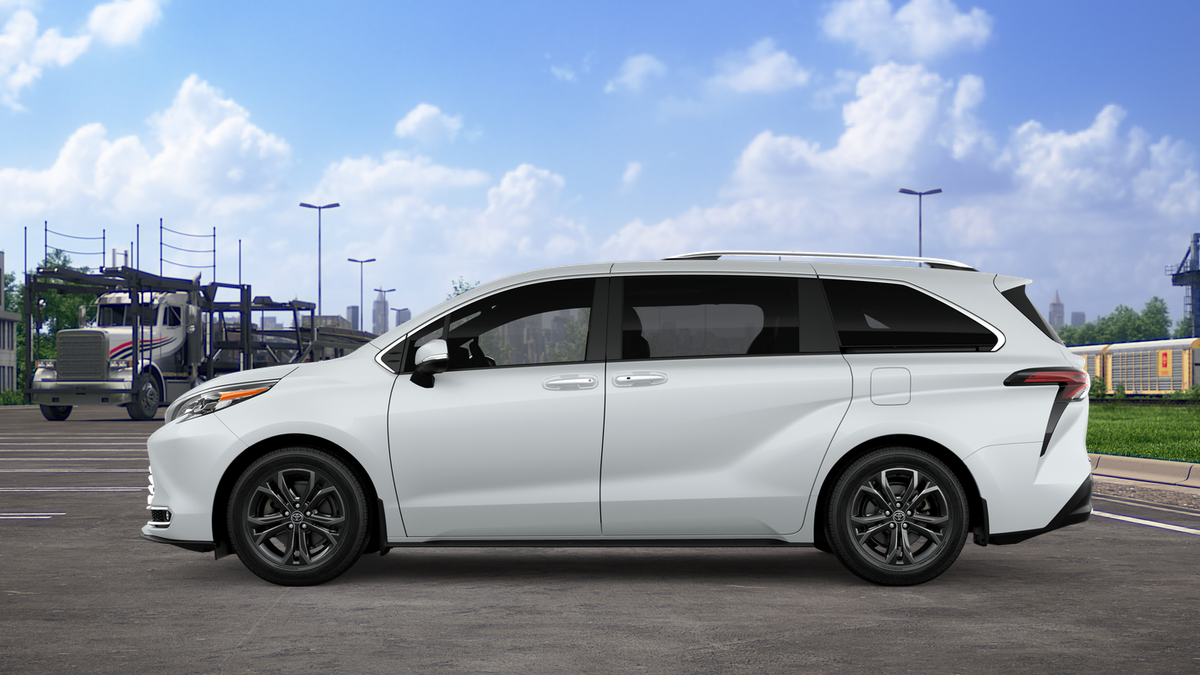 2026 Toyota Sienna Base