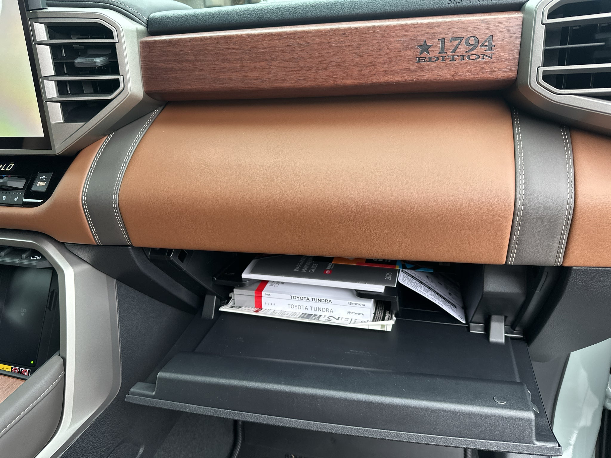 2026 Toyota Tundra i-FORCE MAX 1794 Edition Hybrid