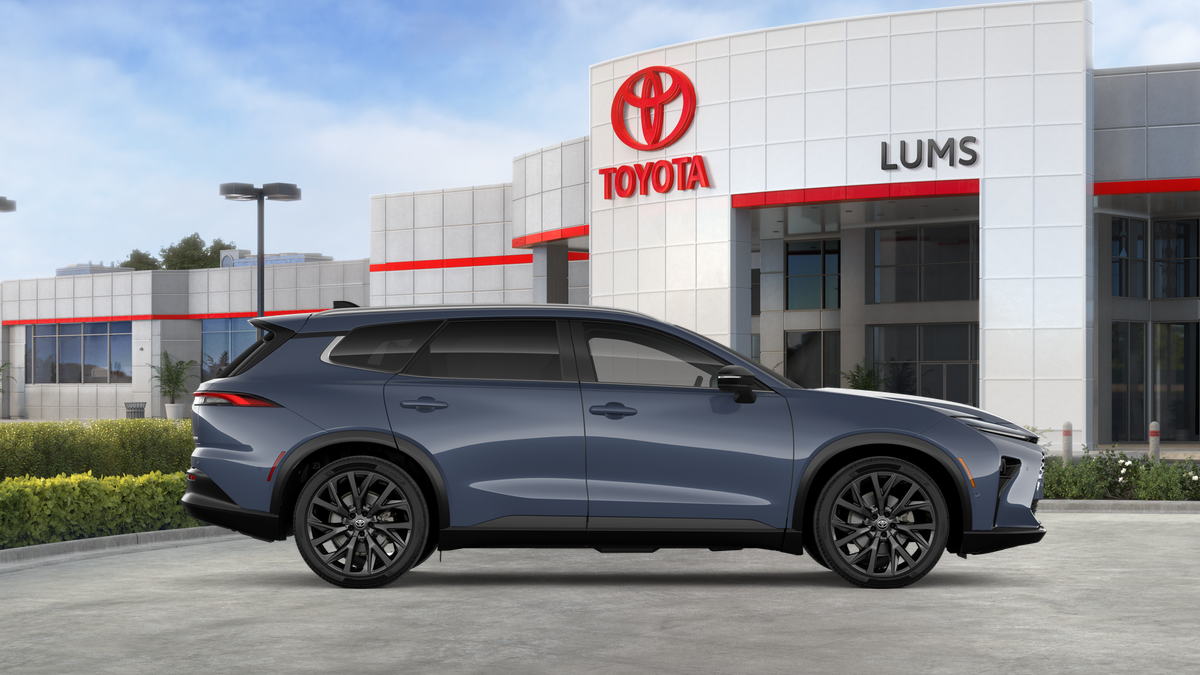 2026 Toyota Toyota Crown Signia Base
