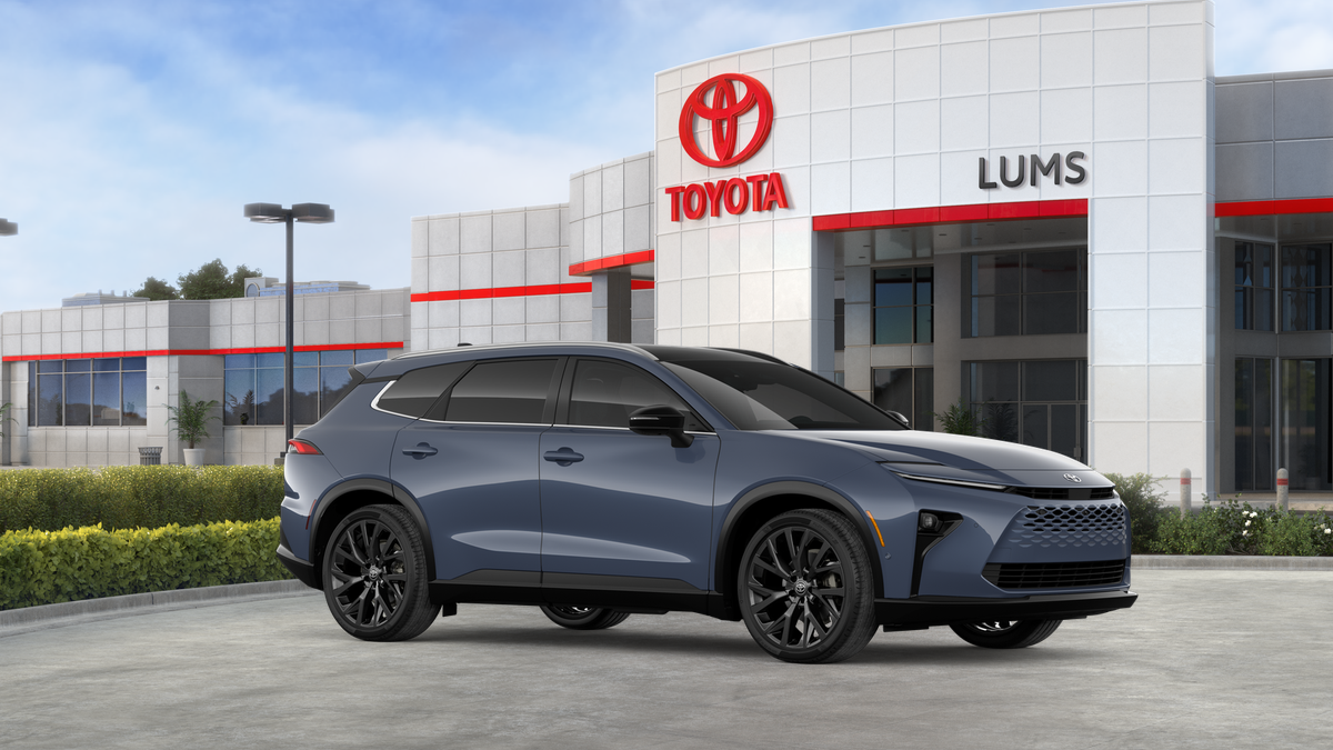 2026 Toyota Toyota Crown Signia Base