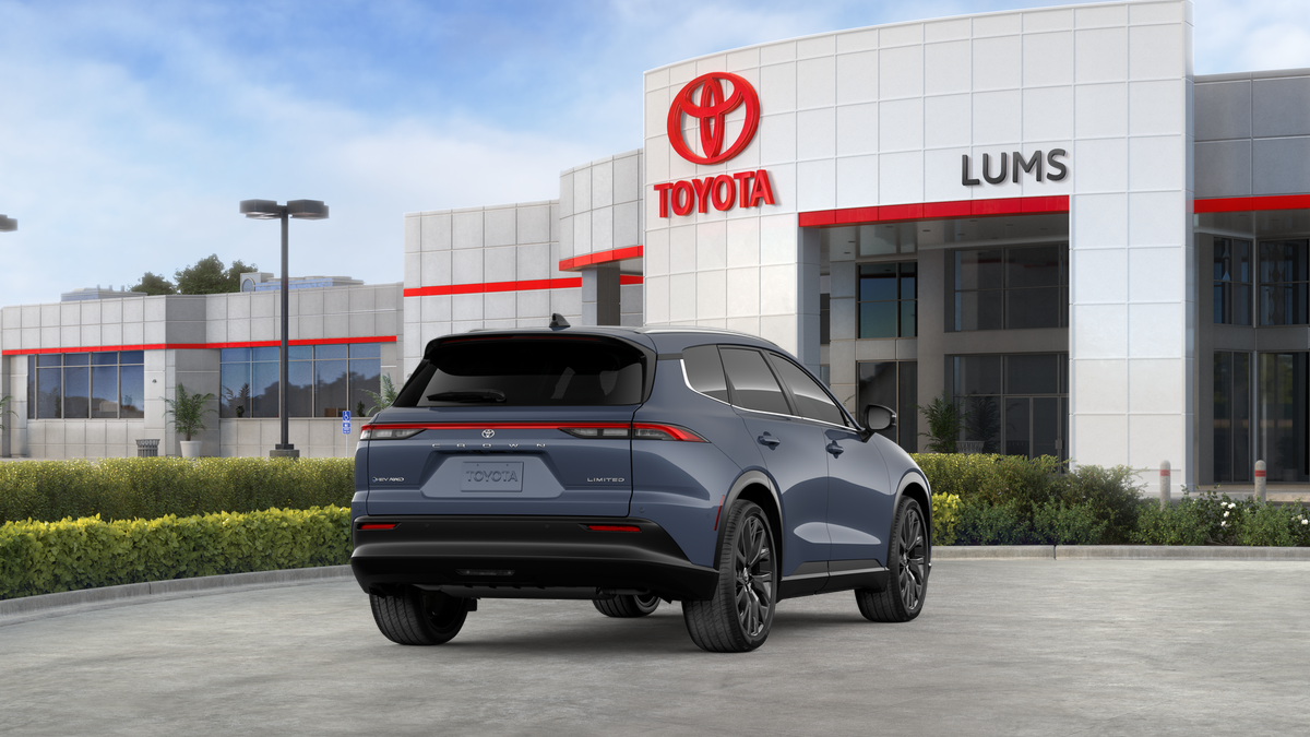 2026 Toyota Toyota Crown Signia Base