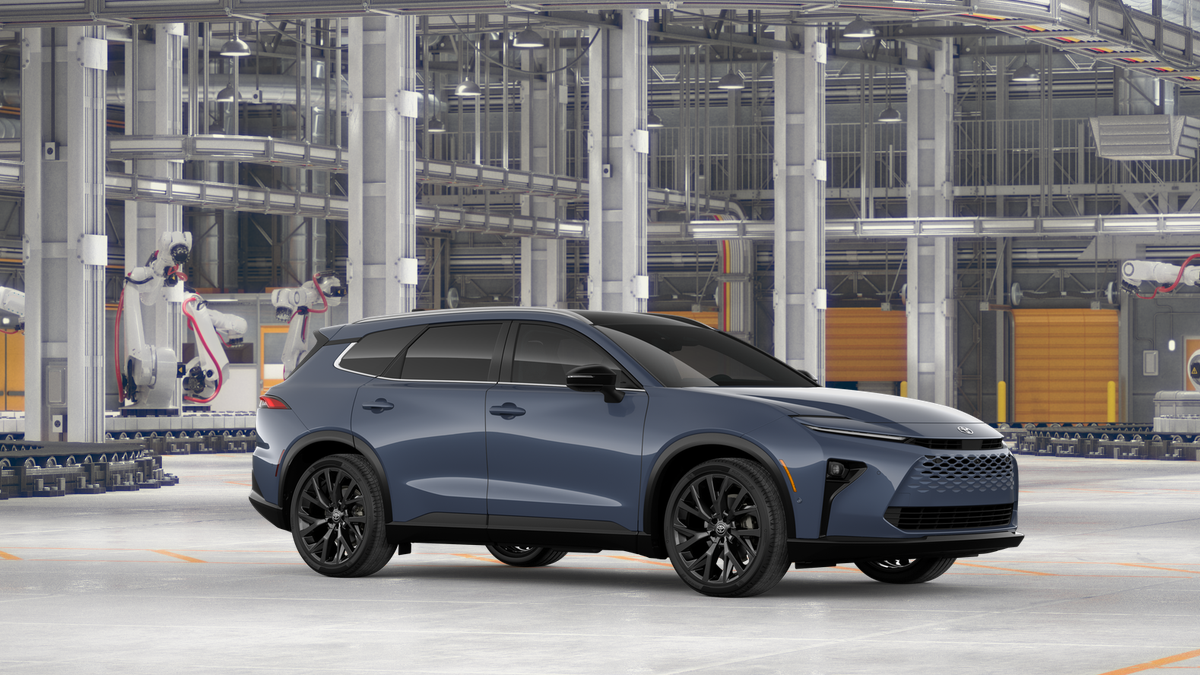 2026 Toyota Toyota Crown Signia Base