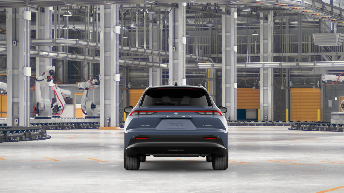 2026 Toyota Toyota Crown Signia Base