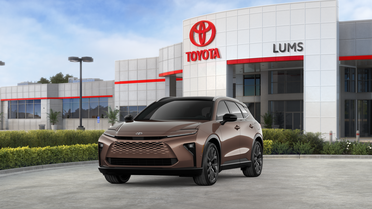 2026 Toyota Toyota Crown Signia Limited