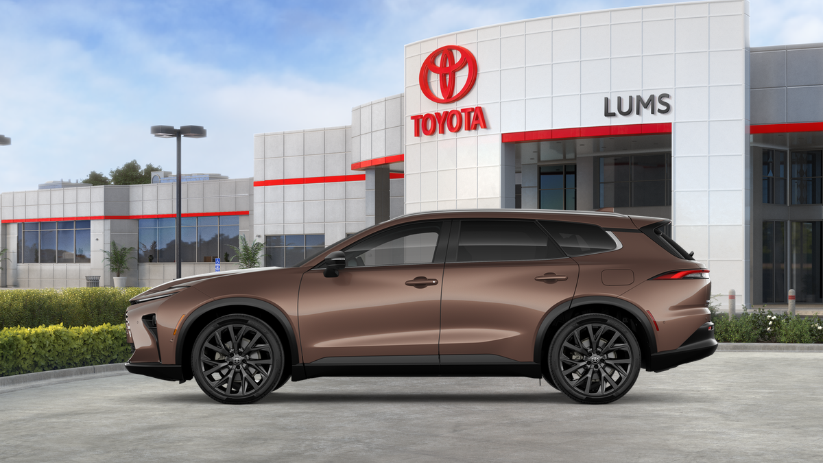 2026 Toyota Toyota Crown Signia Limited