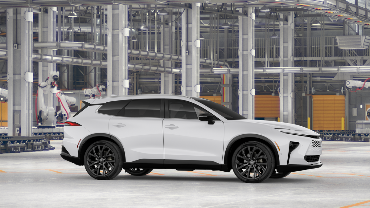 2026 Toyota Toyota Crown Signia Base